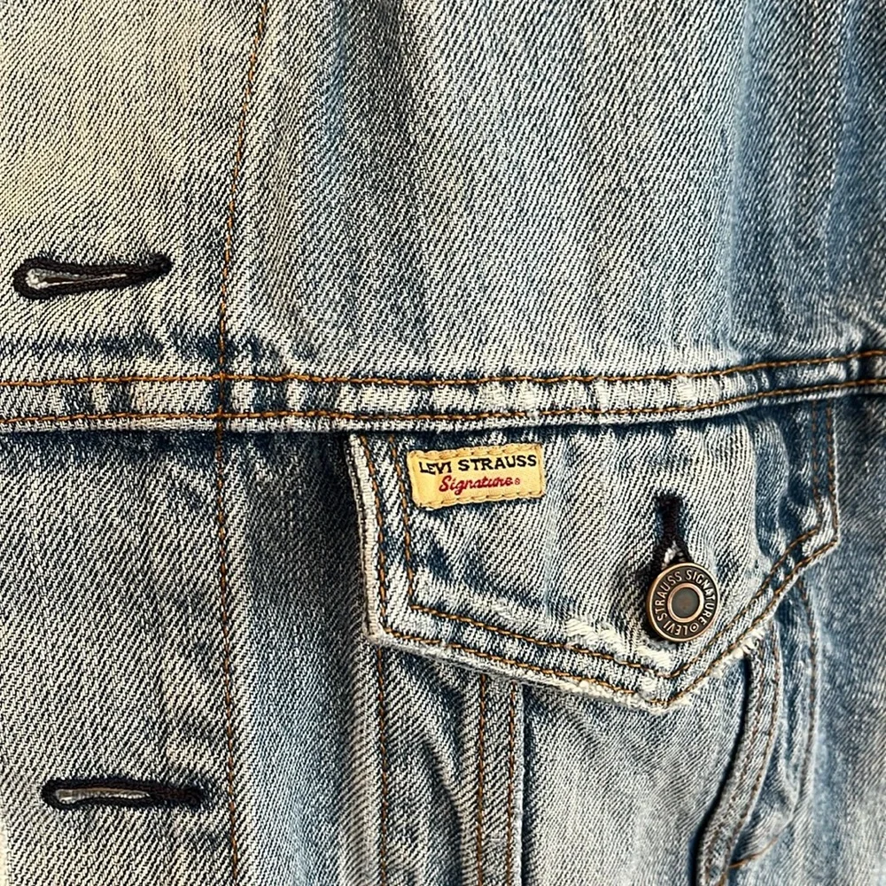 Levi Strauss signature destroyed denim vest. Size M - Picture 2 of 14